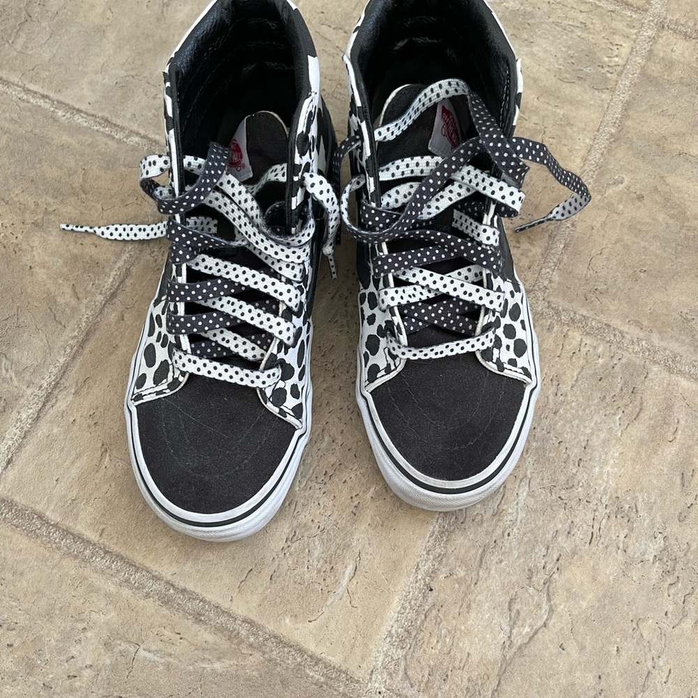 Customized vans - Picture 2 of 2
